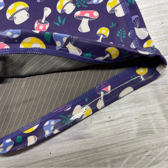 I Am Becoming IMB No Ride Workout 5” Inseam Shorts Purple Mushroom Women’s M(8) - Picture 4 of 12